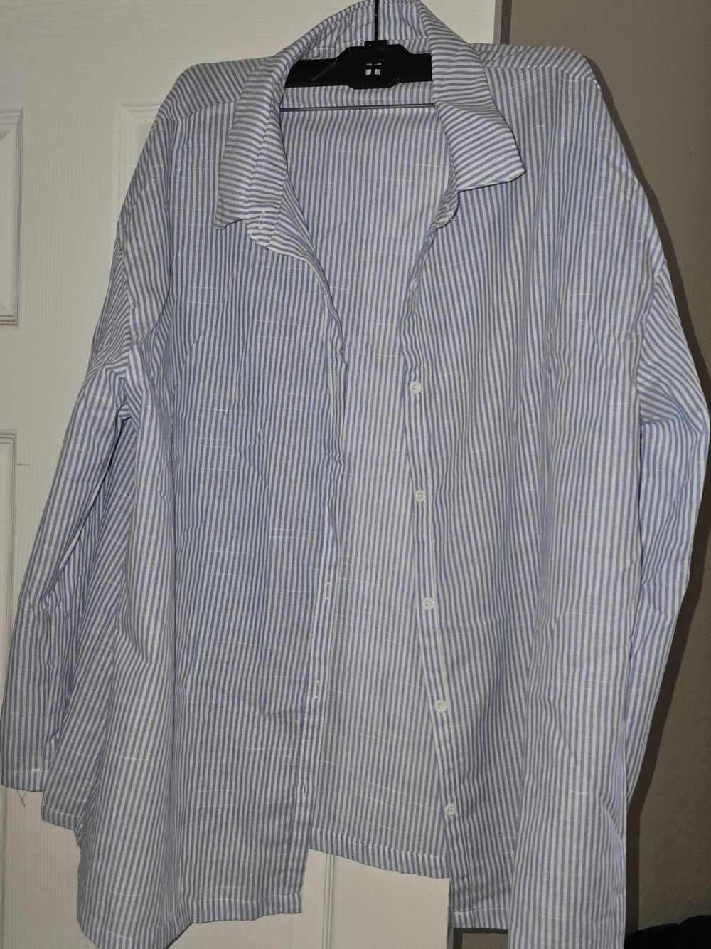 SHEIN Blue and White Vertical Stripe Women's Button-Down Shirt W Shorts. 1X